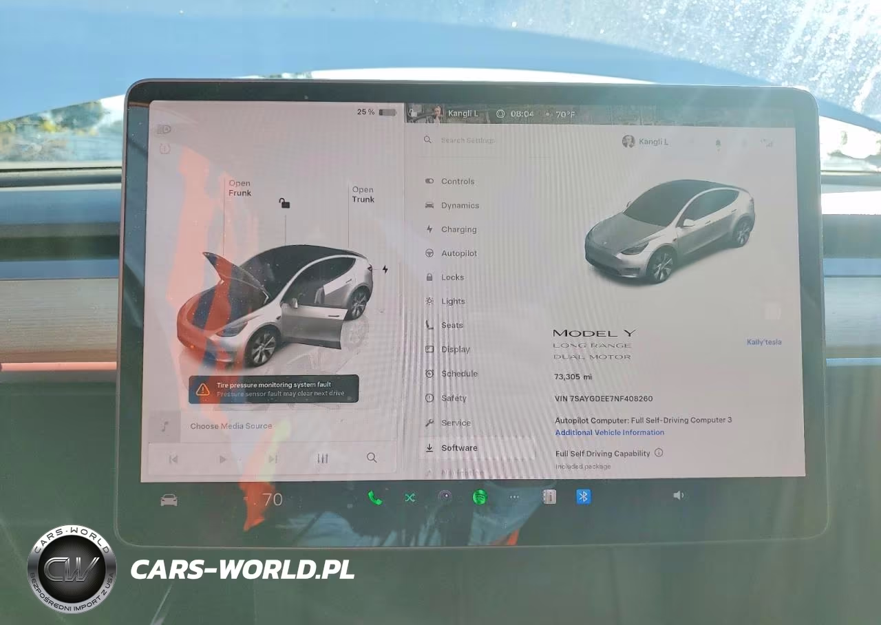 2022 Tesla Model Y VIN:7SAYGDEE7NF408260 - 9