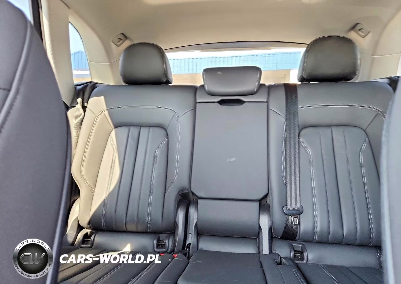 2021 Audi Q5 VIN:WA1BAAFY6M2128174 - 10