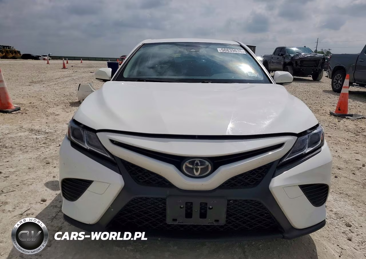 2019 Toyota Camry Se VIN:JTNB11HK5K3084265 - 5