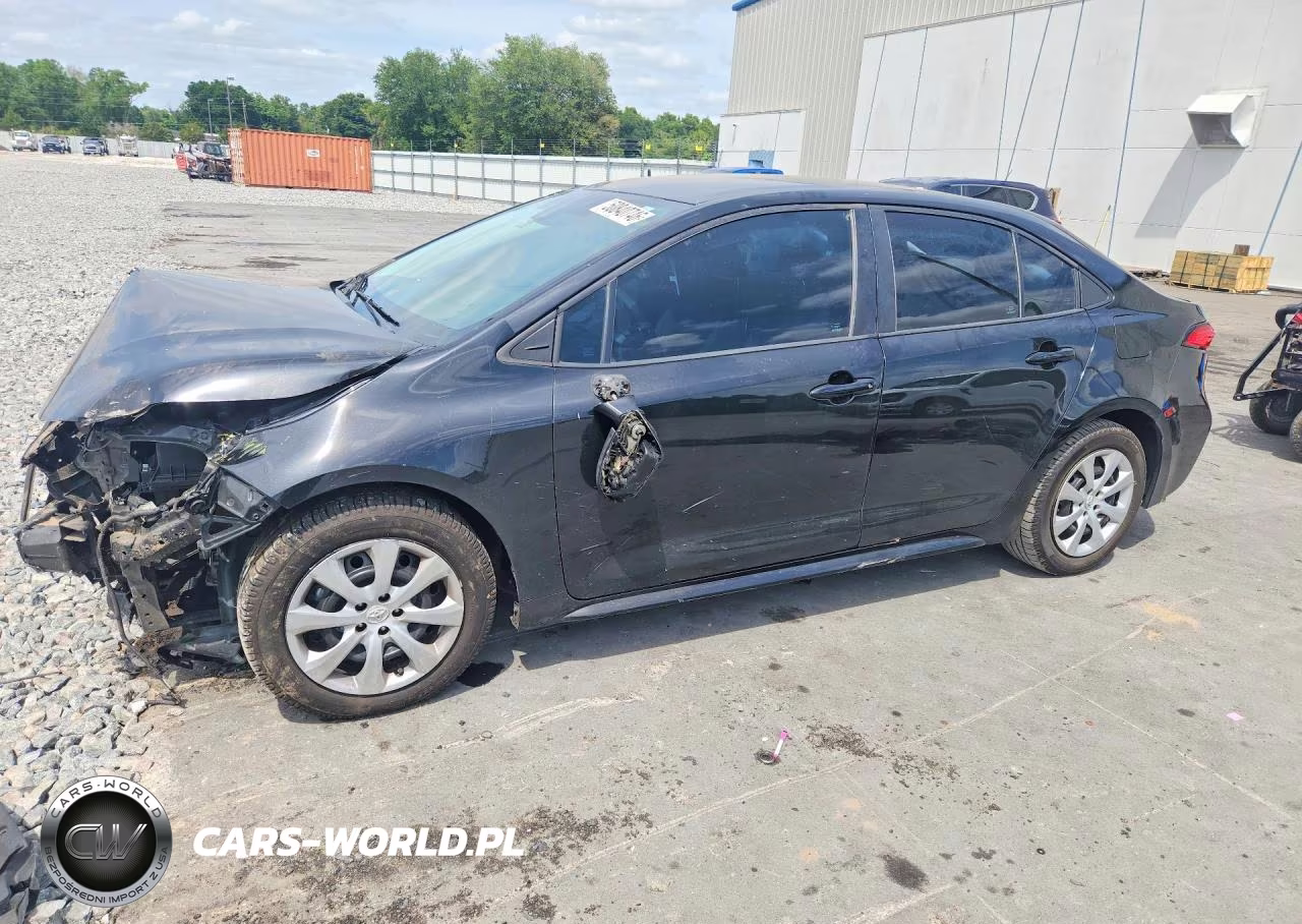 2020 TOYOTA COROLLA LE – zdjęcie 1 z 13