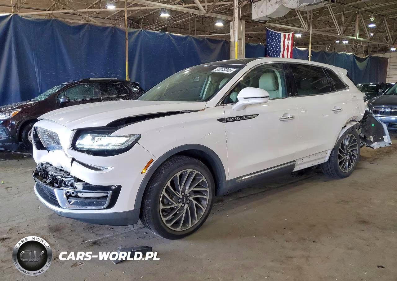 2019 Lincoln Nautilus Reserve