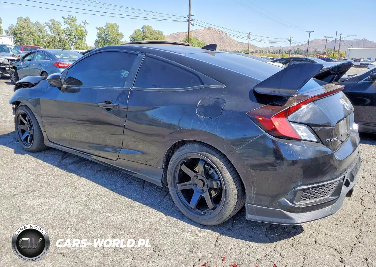 2019 Honda Civic Touring VIN:2HGFC3B90KH354115 - 2
