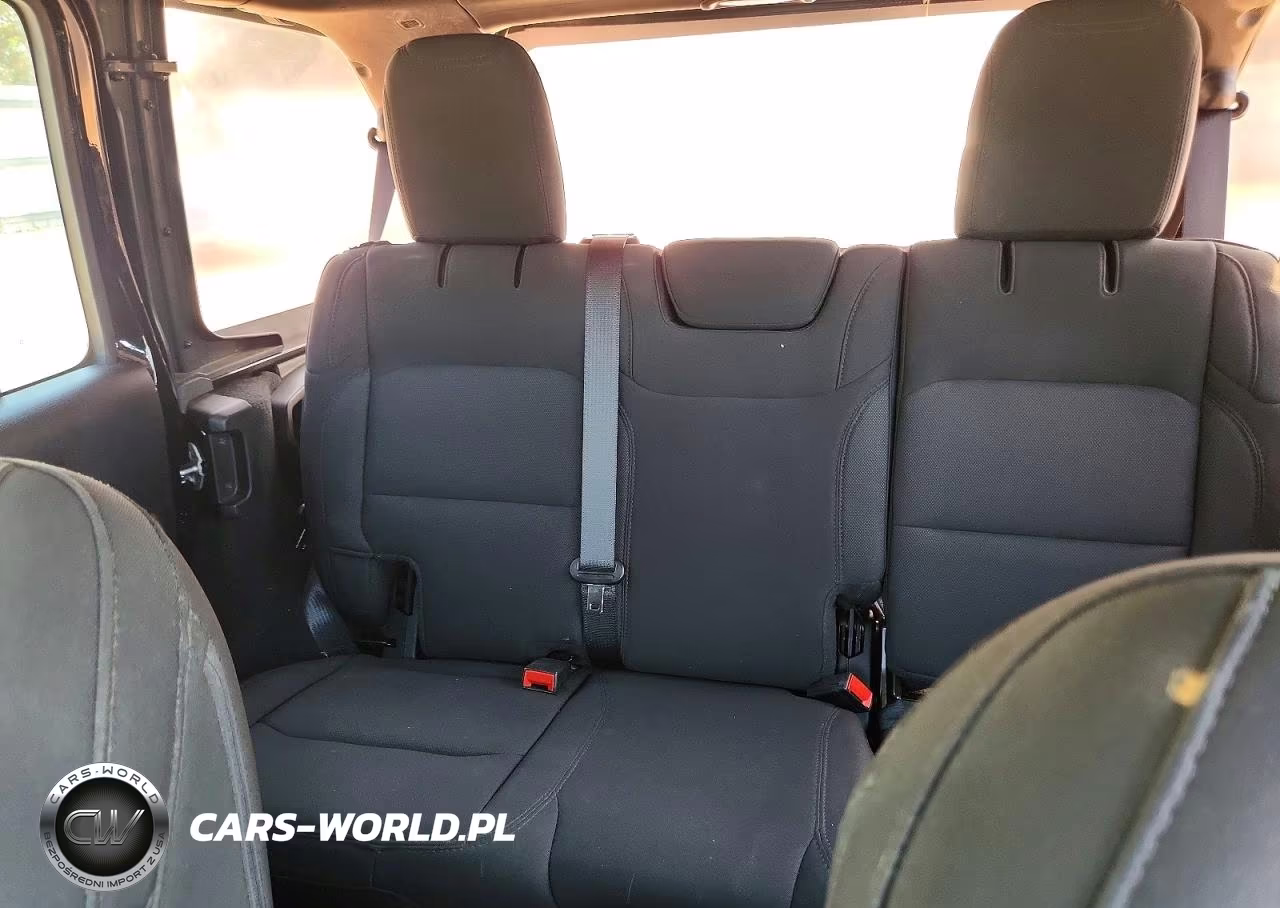 2021 Jeep Wrangler Unlimited Sport VIN:1C4HJXDG5MW602718 - 10