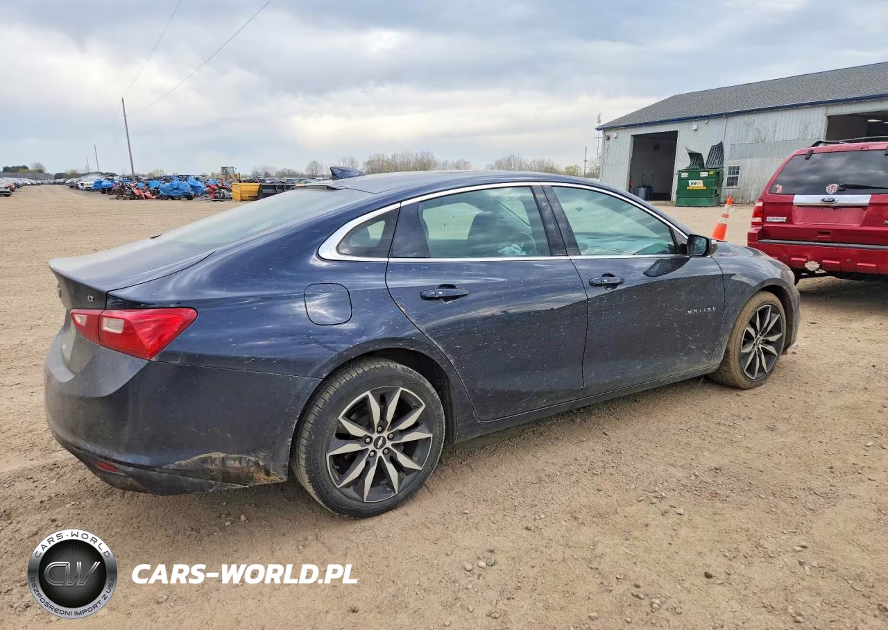 2018 Chevrolet Malibu Lt VIN:1G1ZD5STXJF215179 - 3