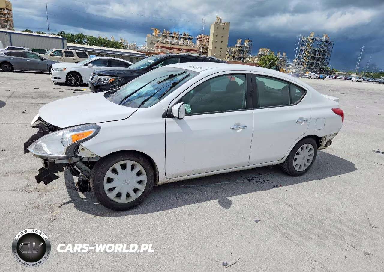 2019 Nissan Versa Sv