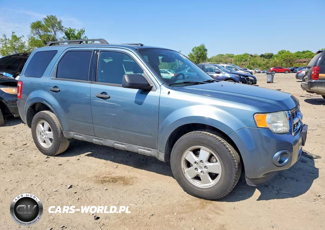2011 Ford Escape Xlt VIN:1FMCU0DG1BKC09095 - 4