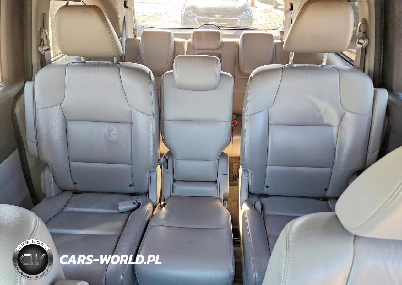 2012 Honda Odyssey Touring VIN:5FNRL5H99CB120397 - 10