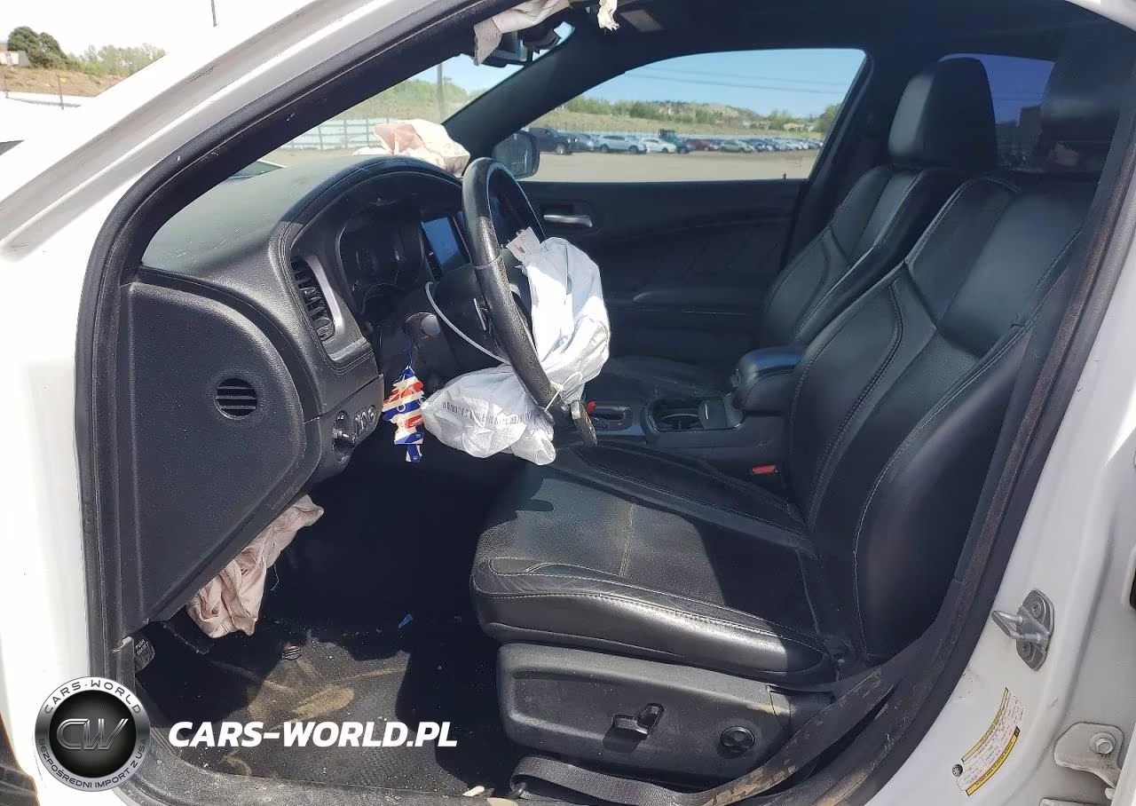 2020 Dodge Charger VIN:2C3CDXJG5LH120211 - 7