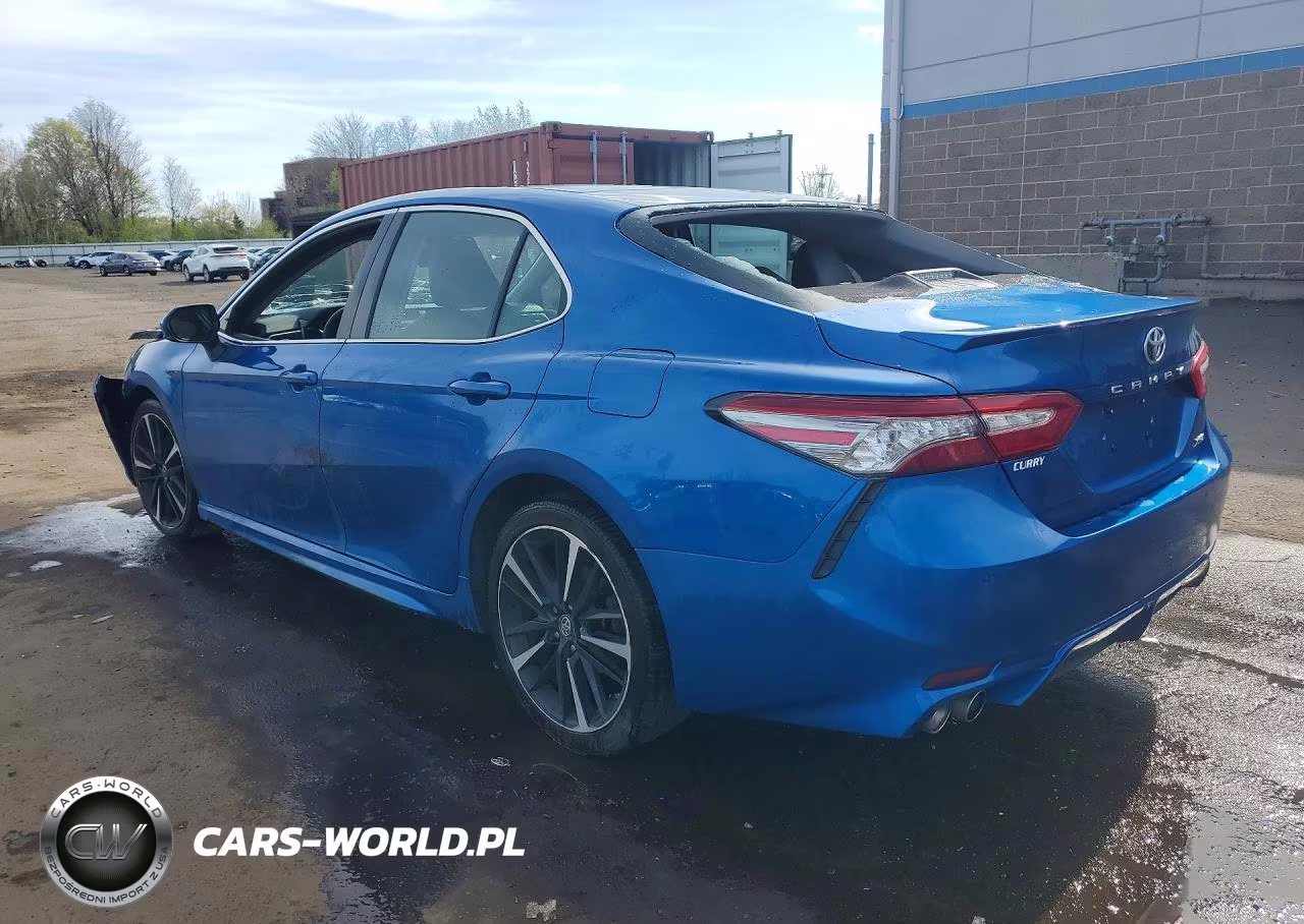 2018 Toyota Camry VIN:4T1B61HKXJU091853 - 2
