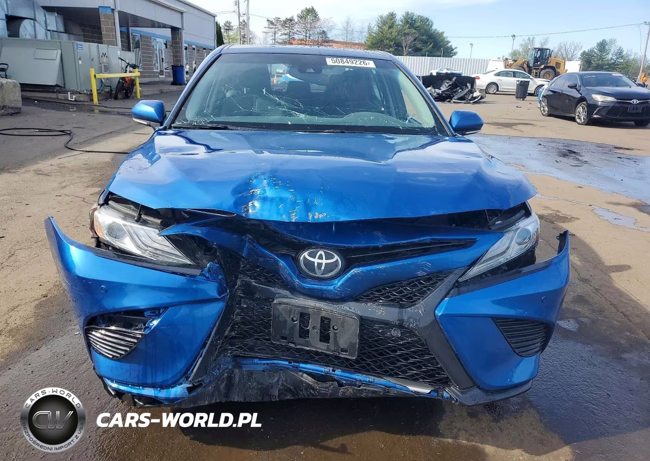 2018 Toyota Camry VIN:4T1B61HKXJU091853 - 5