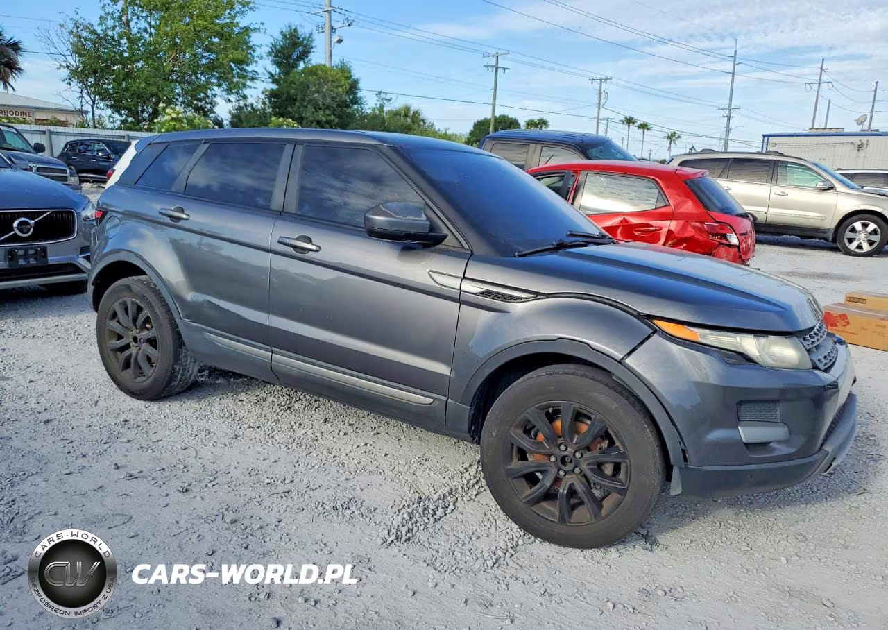 2015 Land Rover Range Rover Evoque Pure VIN:SALVN2BGXFH039792 - 4