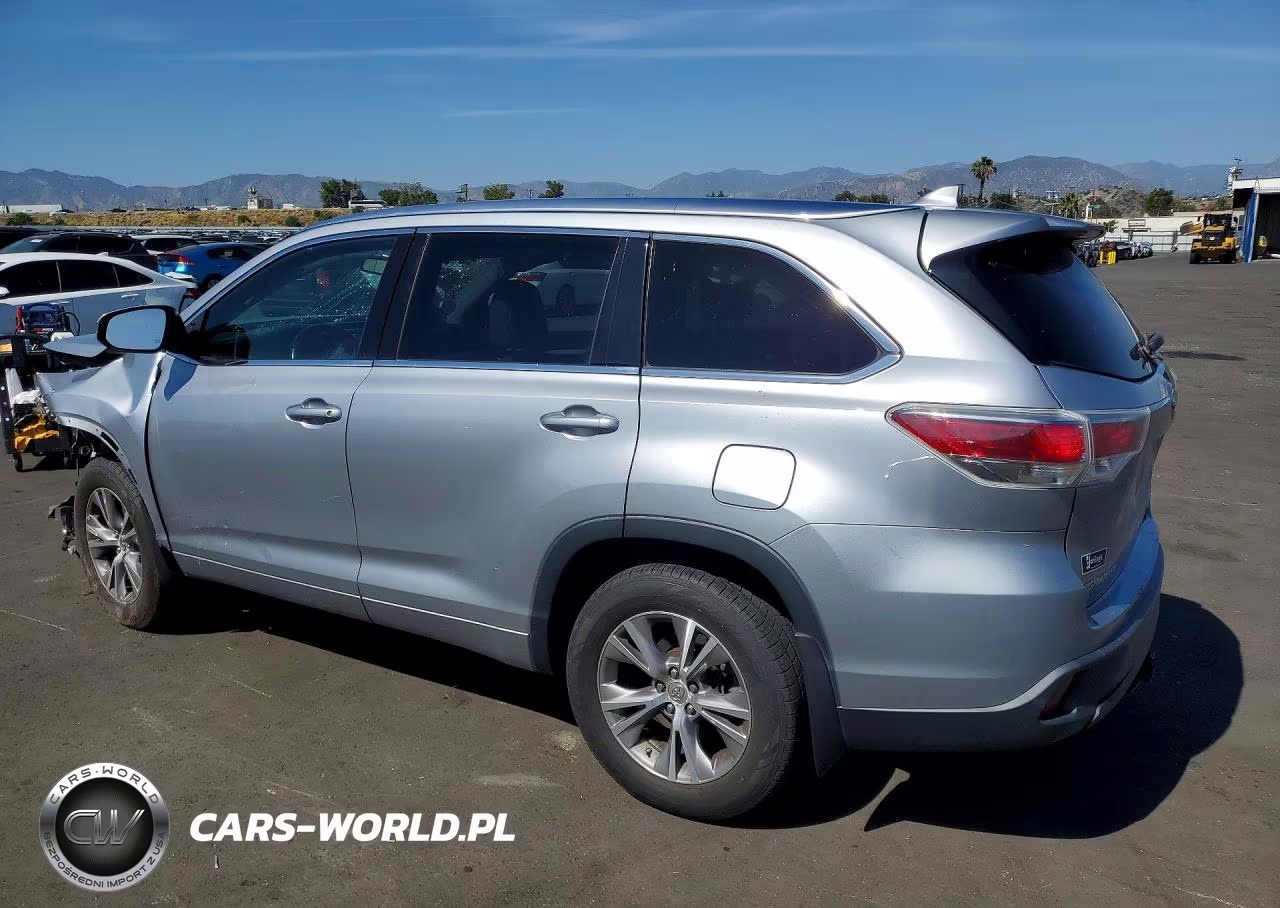 2015 Toyota Highlander Xle VIN:5TDJKRFH9FS120370 - 2