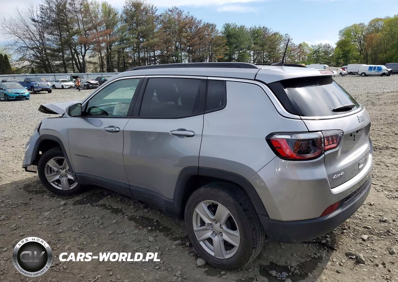 2022 Jeep Compass Latitude VIN:3C4NJDBB6NT233058 - 2