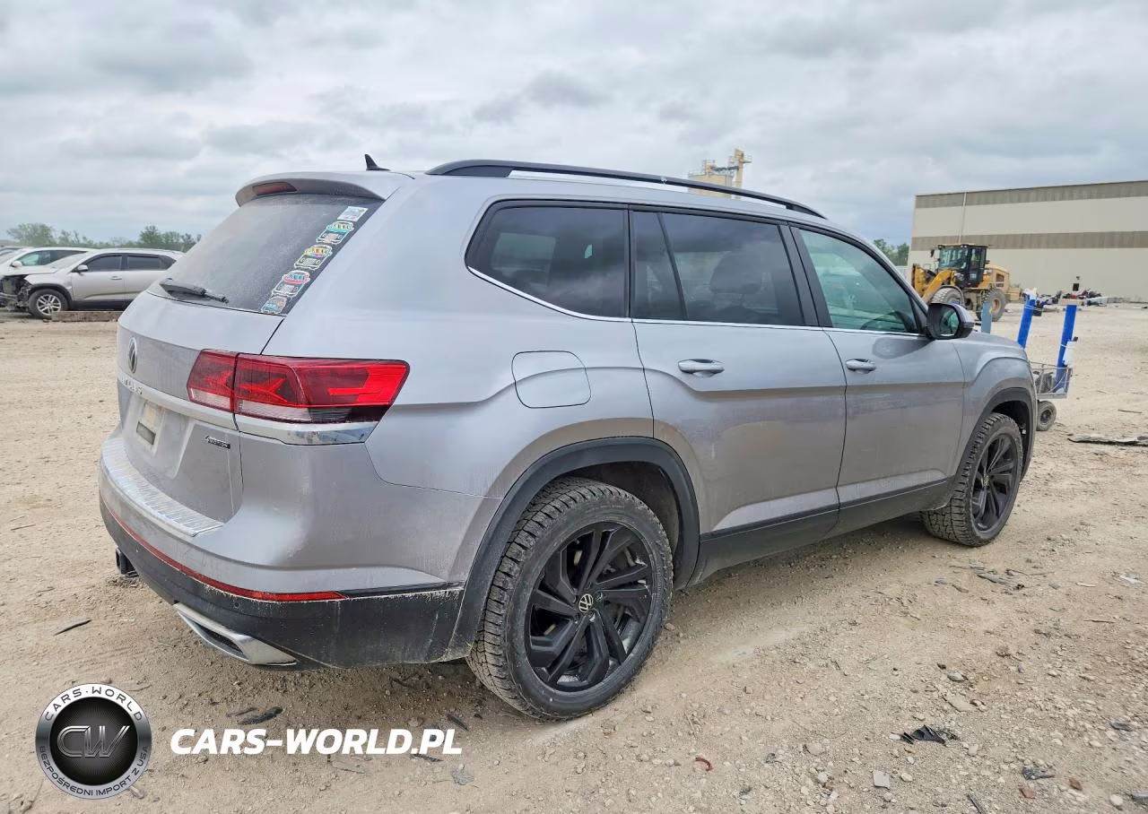 2023 Volkswagen Atlas Se VIN:1V2HR2CA8PC528451 - 3