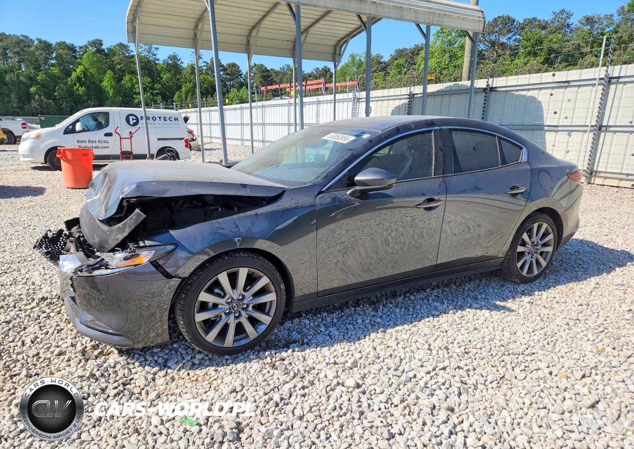 2023 Mazda 3 Preferred