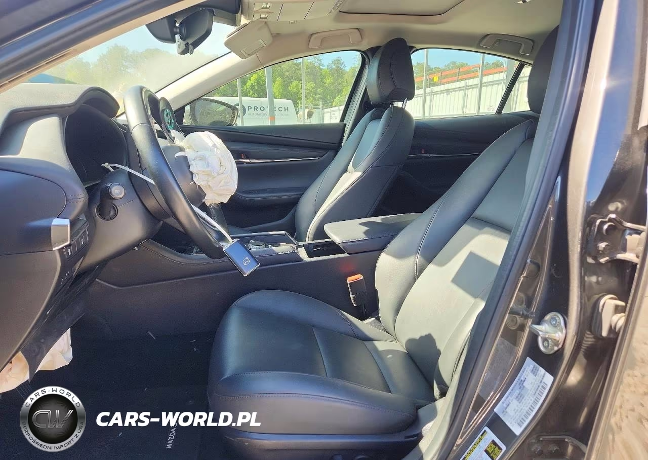 2023 Mazda 3 Preferred VIN:3MZBPACM6PM374173 - 7