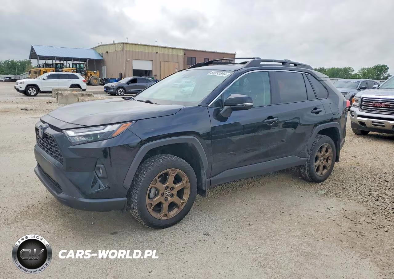 2024 Toyota Rav4 Woodland Edition – zdjęcie 1 z 13