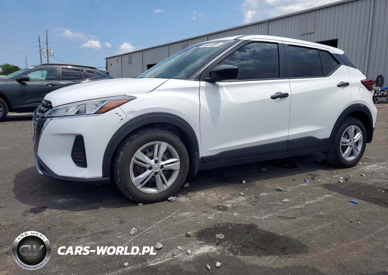 2024 Nissan Kicks S