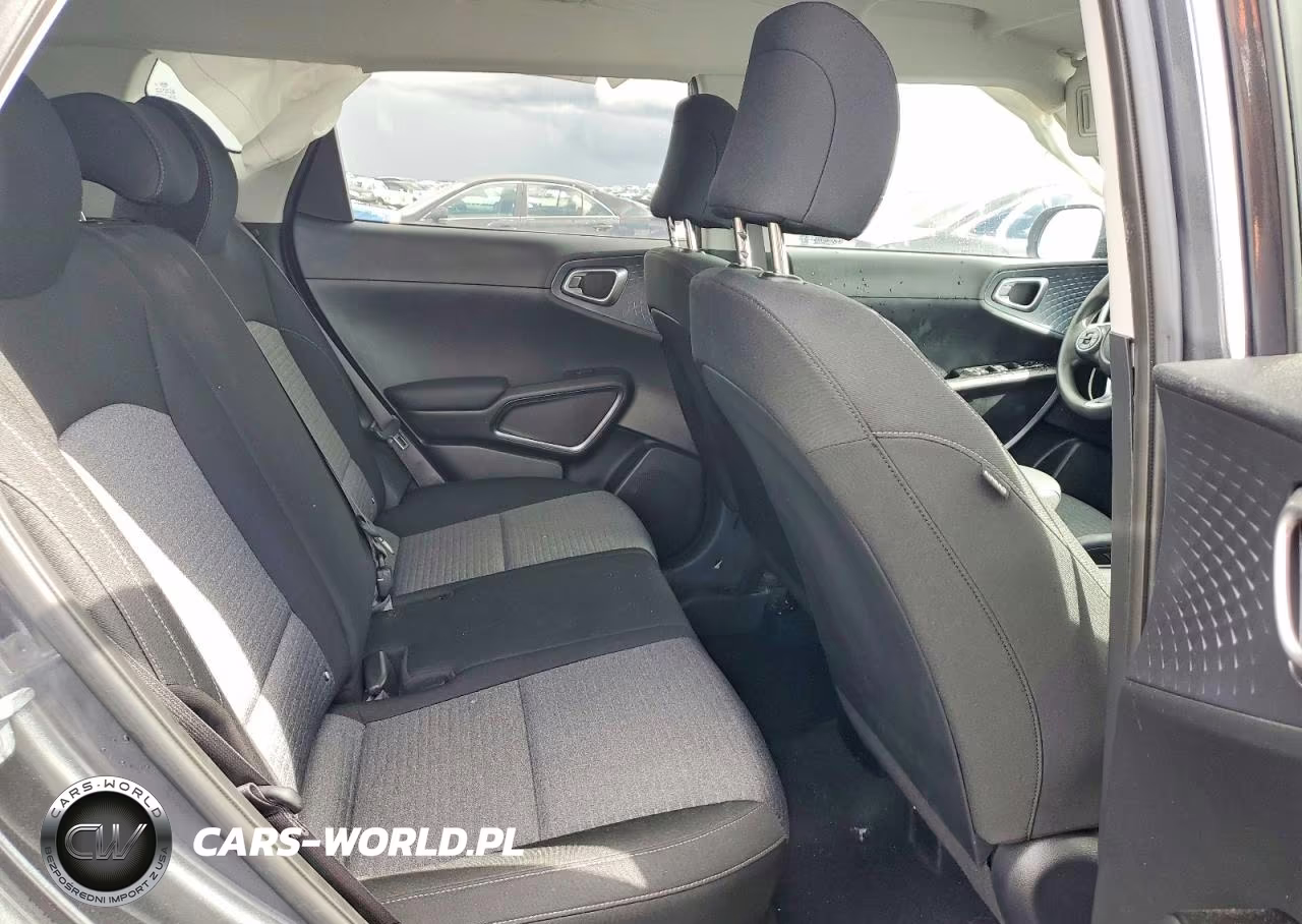 2021 Kia Soul S VIN:KNDJ23AU4M7795259 - 10