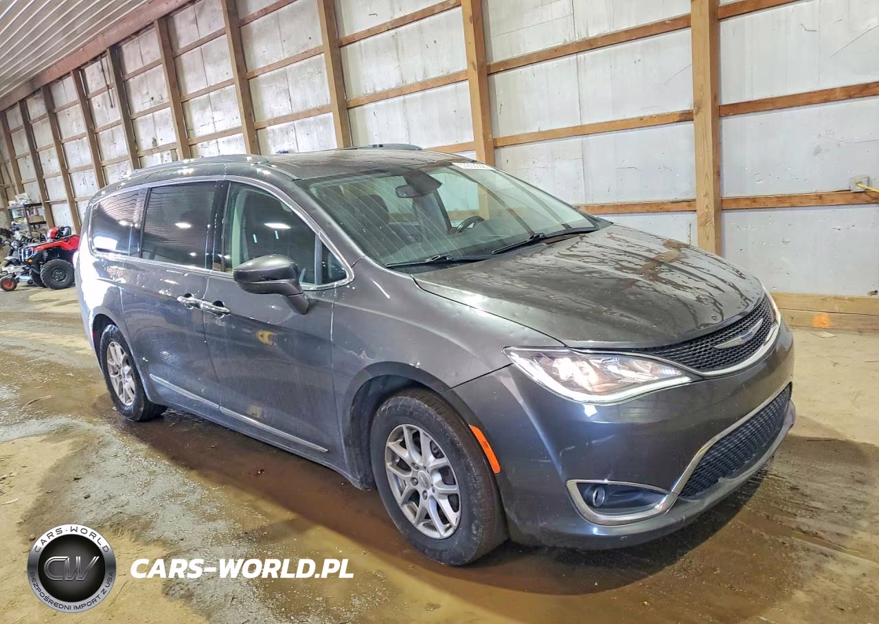 2020 Chrysler Pacifica Touring L VIN:2C4RC1BG2LR275362 - 4