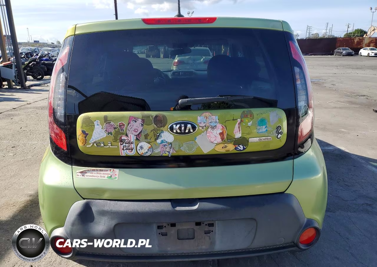 2015 Kia Soul + VIN:KNDJP3A59F7760648 - 6