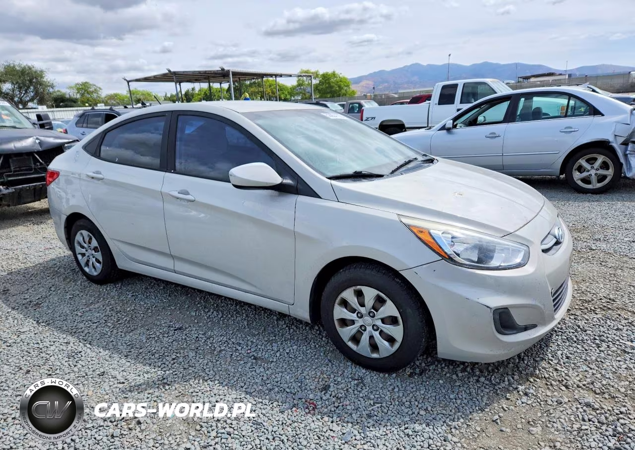 2016 Hyundai Accent Se VIN:KMHCT4AE6GU090839 - 4