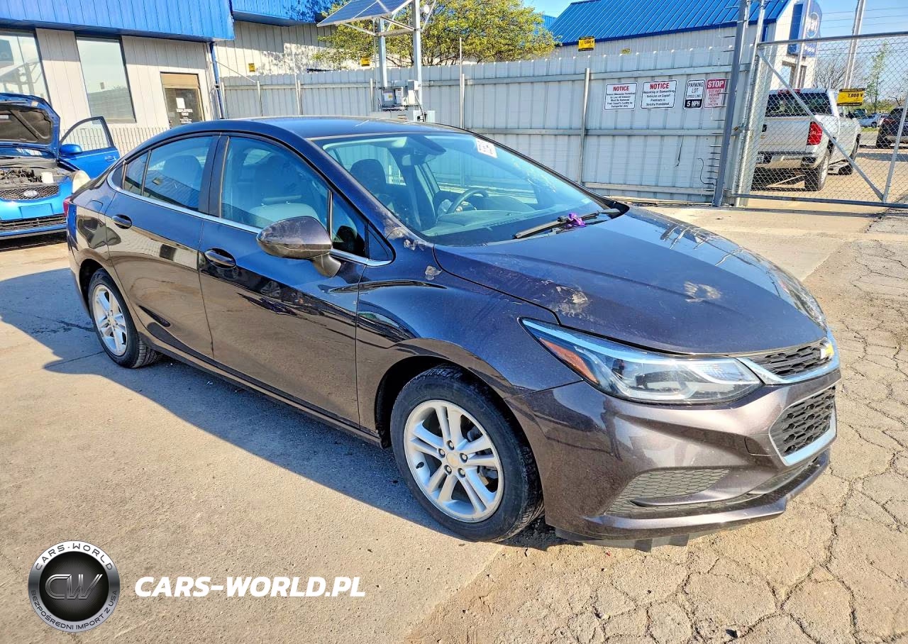 2016 Chevrolet Cruze Lt VIN:1G1BE5SM2G7244122 - 4