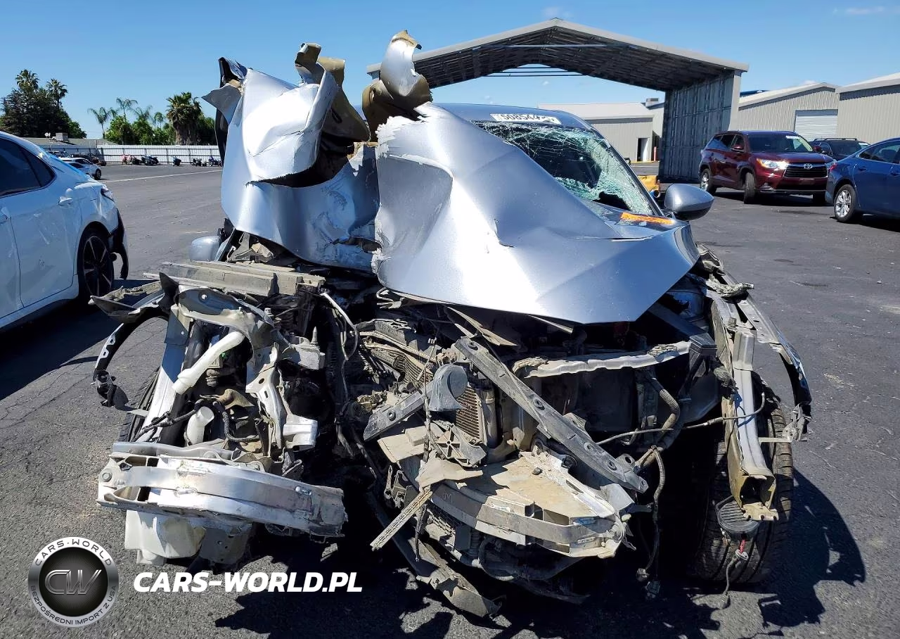 2018 Honda Accord Hybrid VIN:1HGCV3F14JA002301 - 5