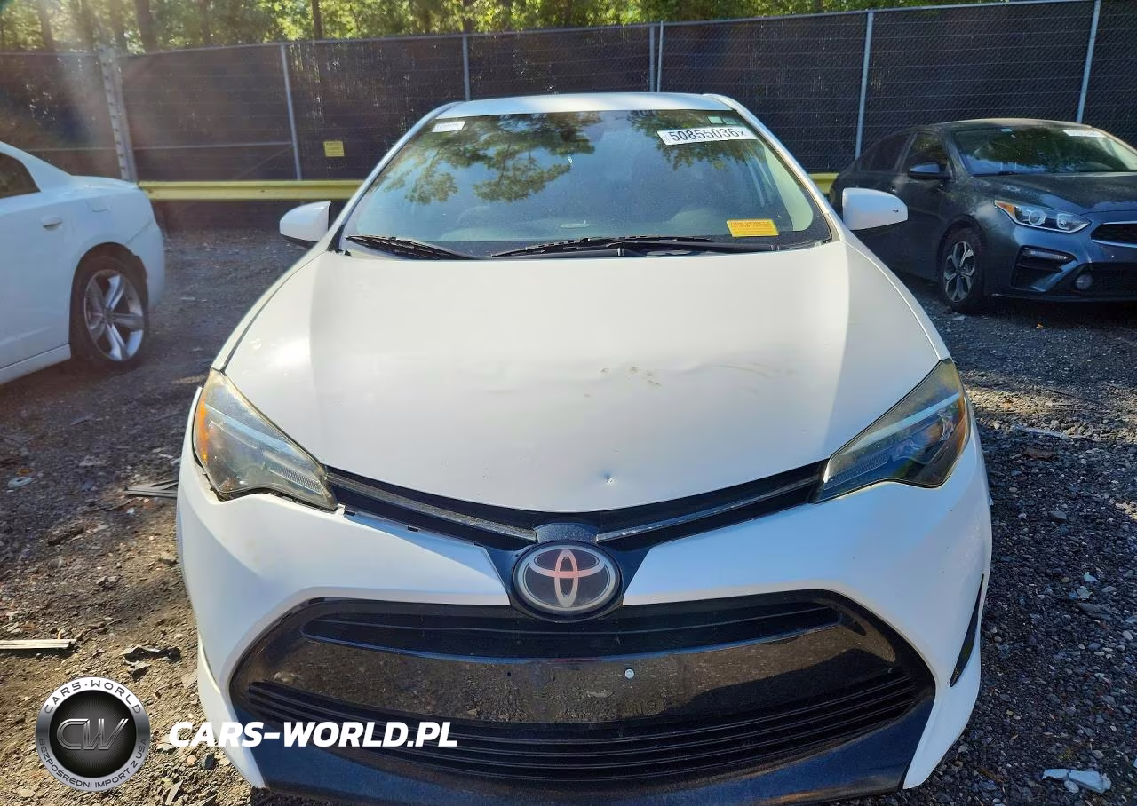 2017 Toyota Corolla Le VIN:2T1BURHE6HC776412 - 5