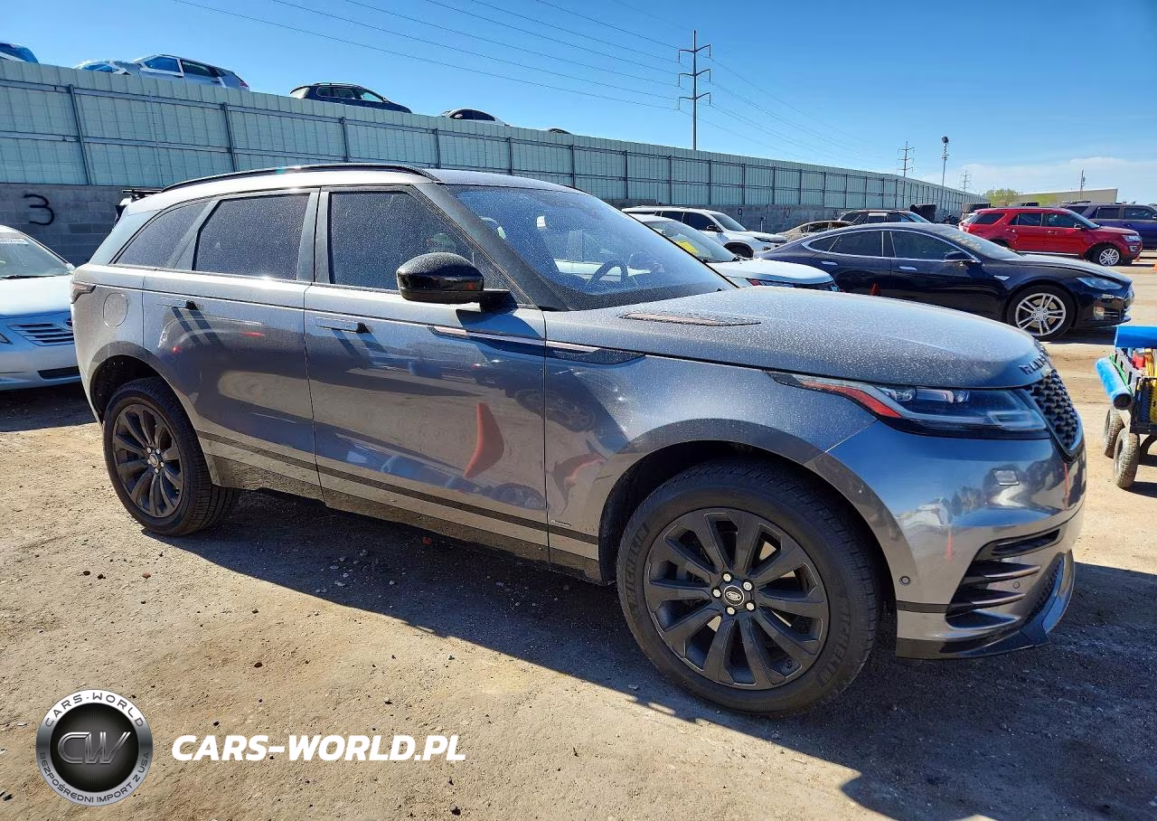 2018 Land Rover Range Rover Velar R-Dynamic Se VIN:SALYL2RV3JA750310 - 4