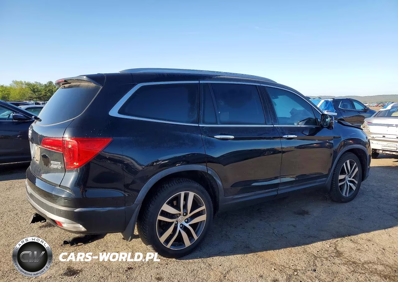 2016 Honda Pilot Touring VIN:5FNYF6H99GB106076 - 3