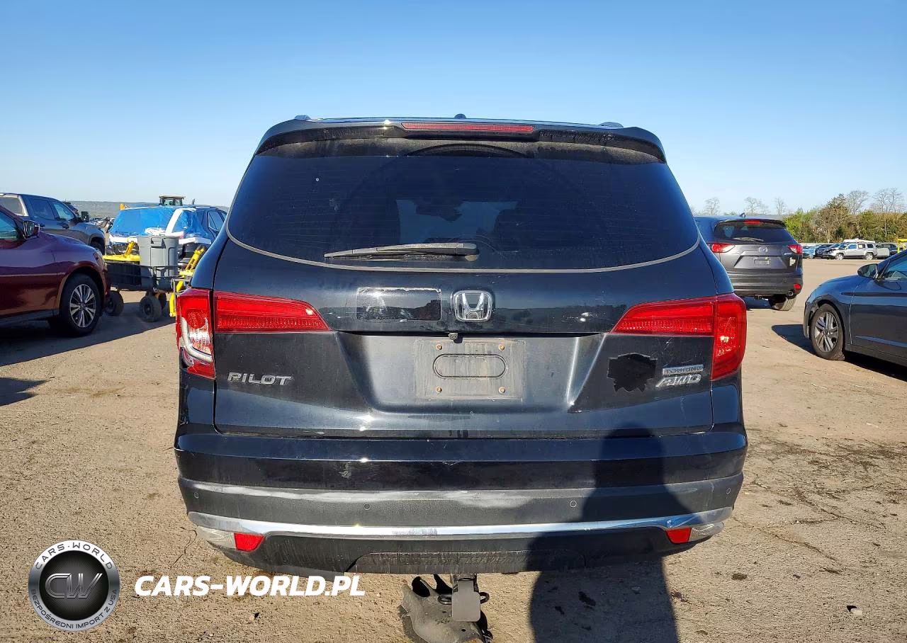 2016 Honda Pilot Touring VIN:5FNYF6H99GB106076 - 6