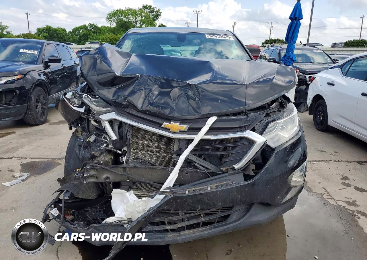 2018 Chevrolet Equinox Ls VIN:2GNAXHEV7J6306048 - 5