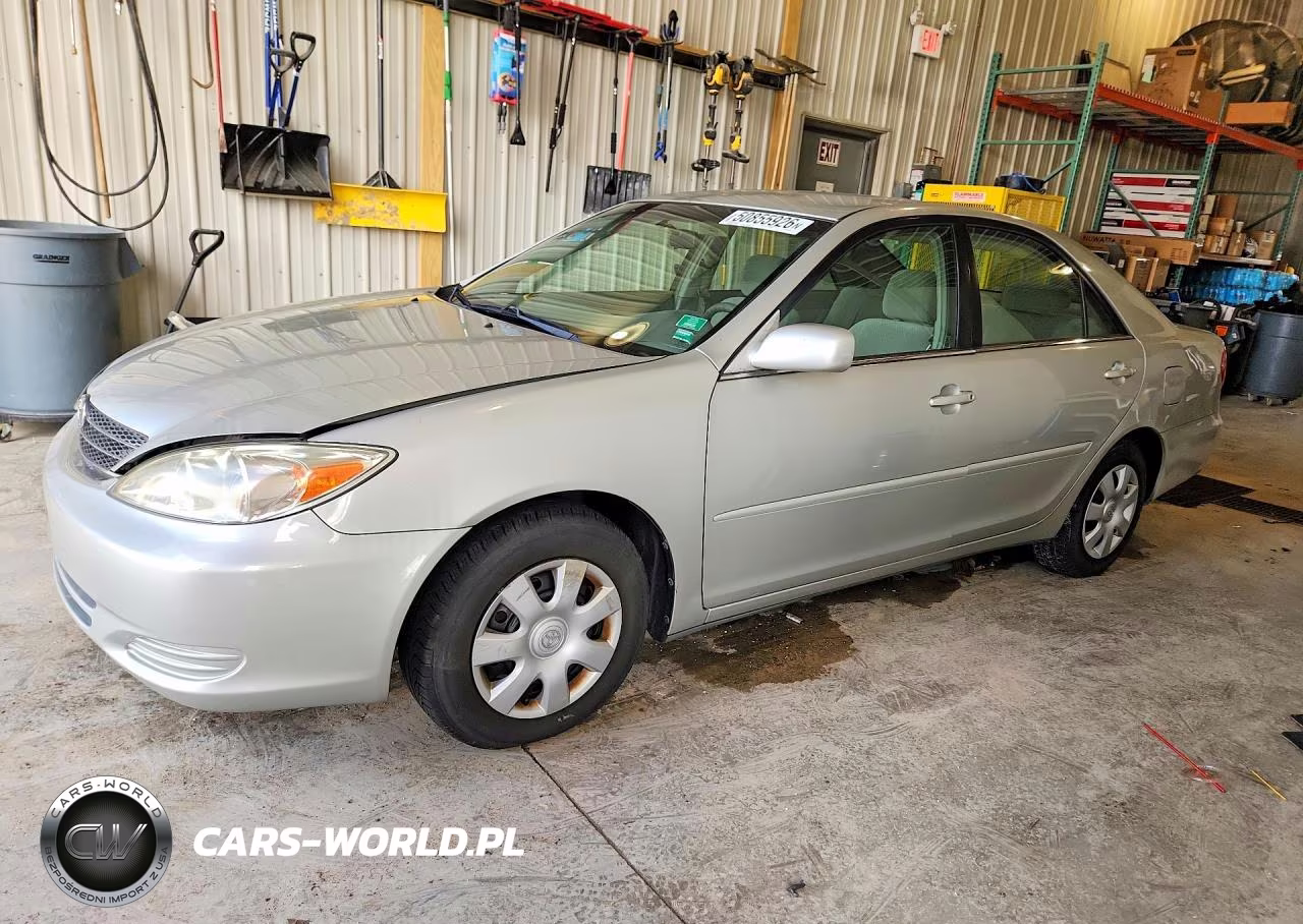 2003 Toyota Camry Le – zdjęcie 1 z 12