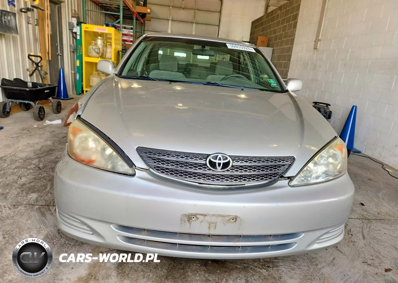2003 Toyota Camry Le VIN:4T1BE32K83U241212 - 5