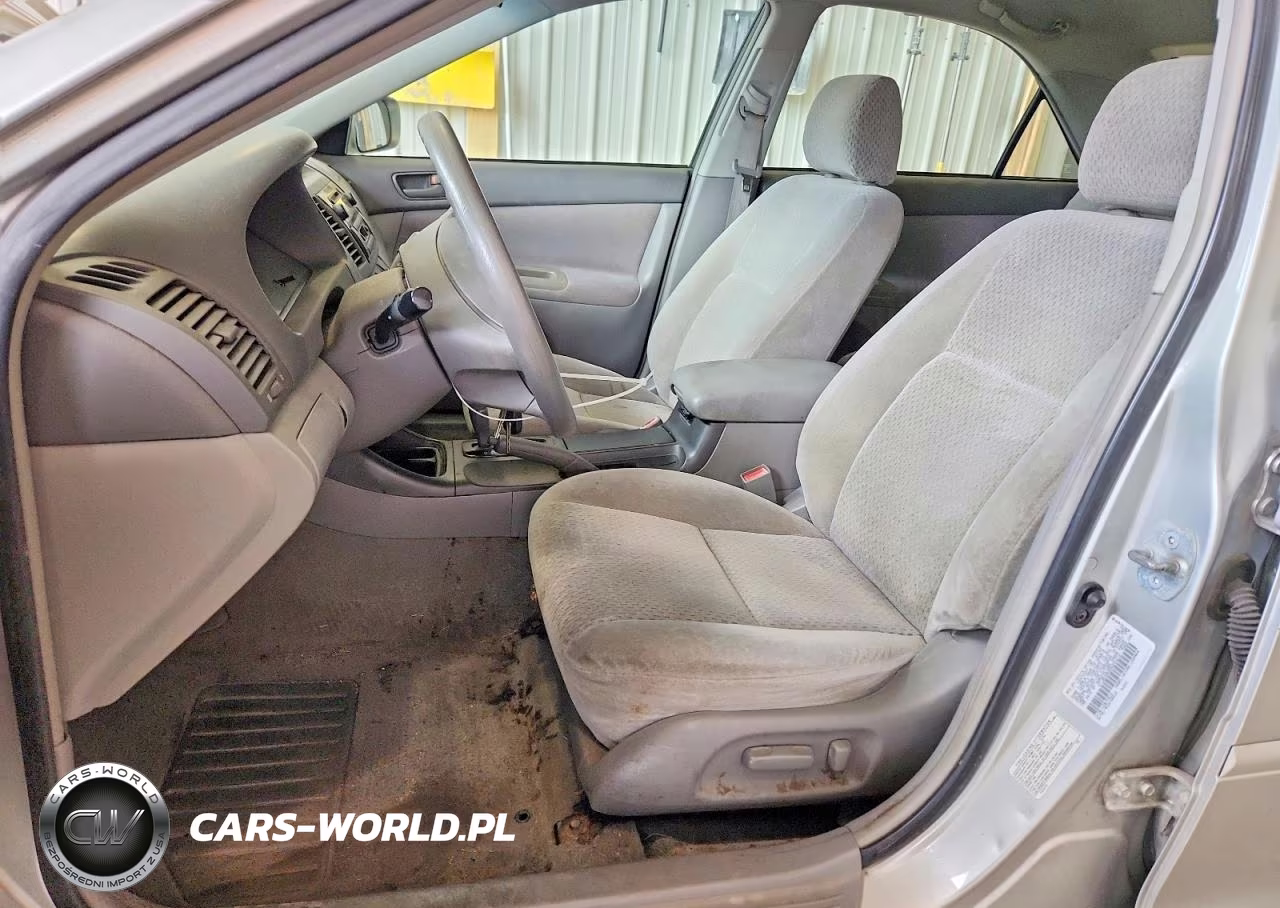 2003 Toyota Camry Le VIN:4T1BE32K83U241212 - 7