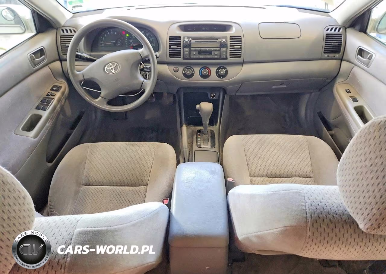 2003 Toyota Camry Le VIN:4T1BE32K83U241212 - 8