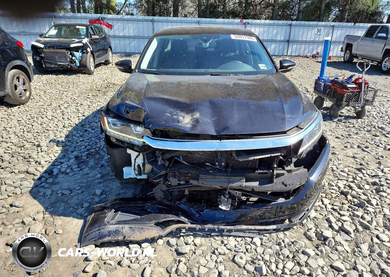 2021 Volkswagen Passat Se VIN:1VWSA7A33MC015553 - 5