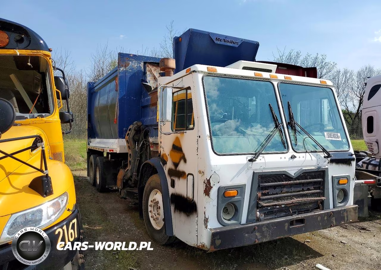 2009 Mack Leu600 Refuse Truck