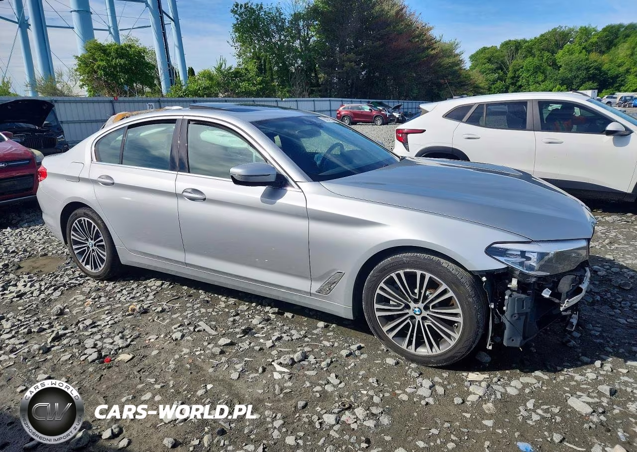 2020 BMW 530 Xi VIN:WBAJR7C07LWW79892 - 4