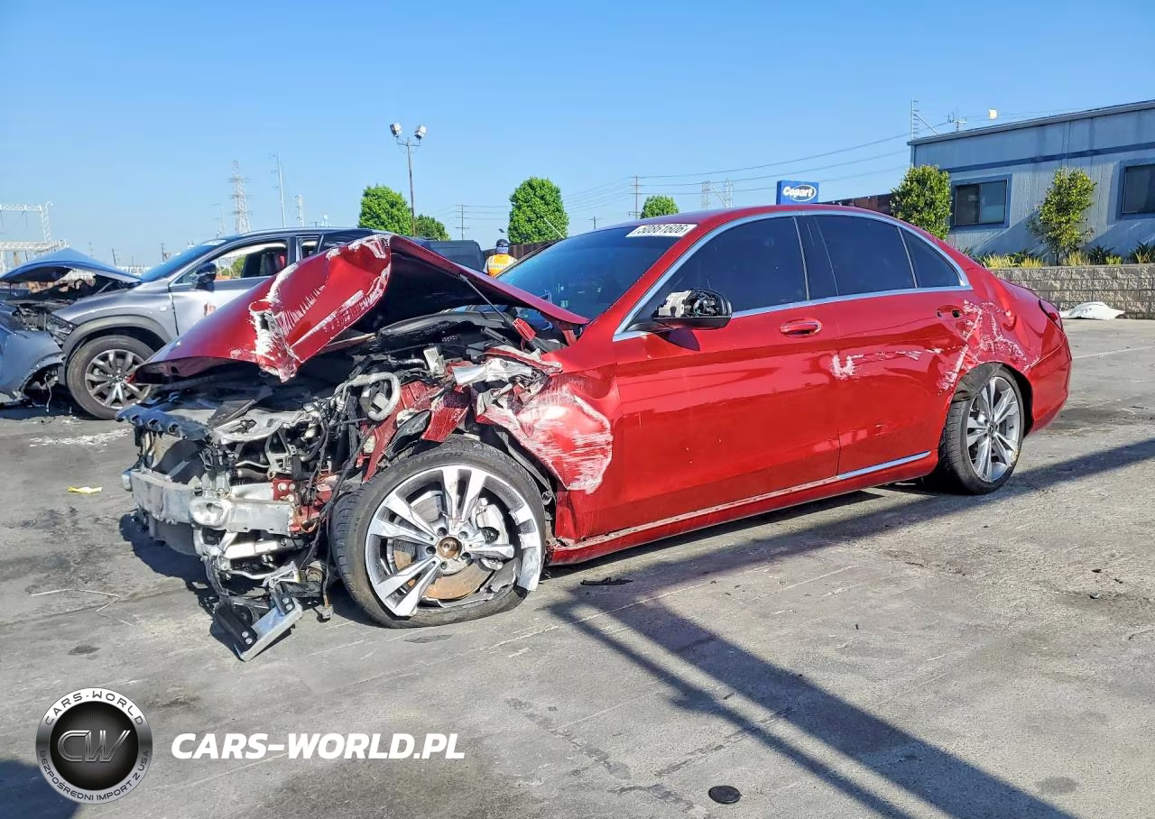 2018 Mercedes-Benz C 300 – zdjęcie 1 z 12