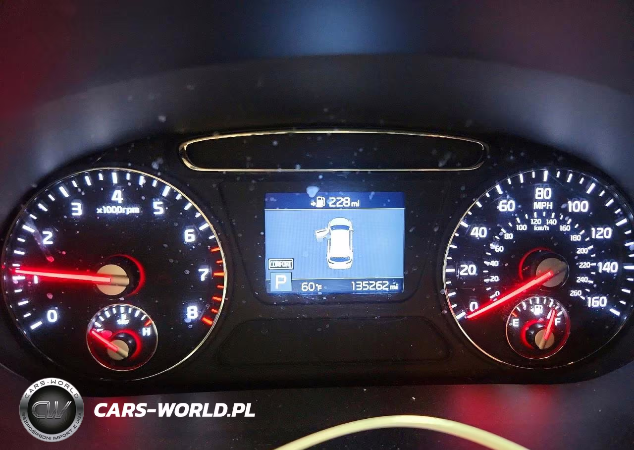 2019 Kia Sorento VIN:5XYPGDA55KG529579 - 9