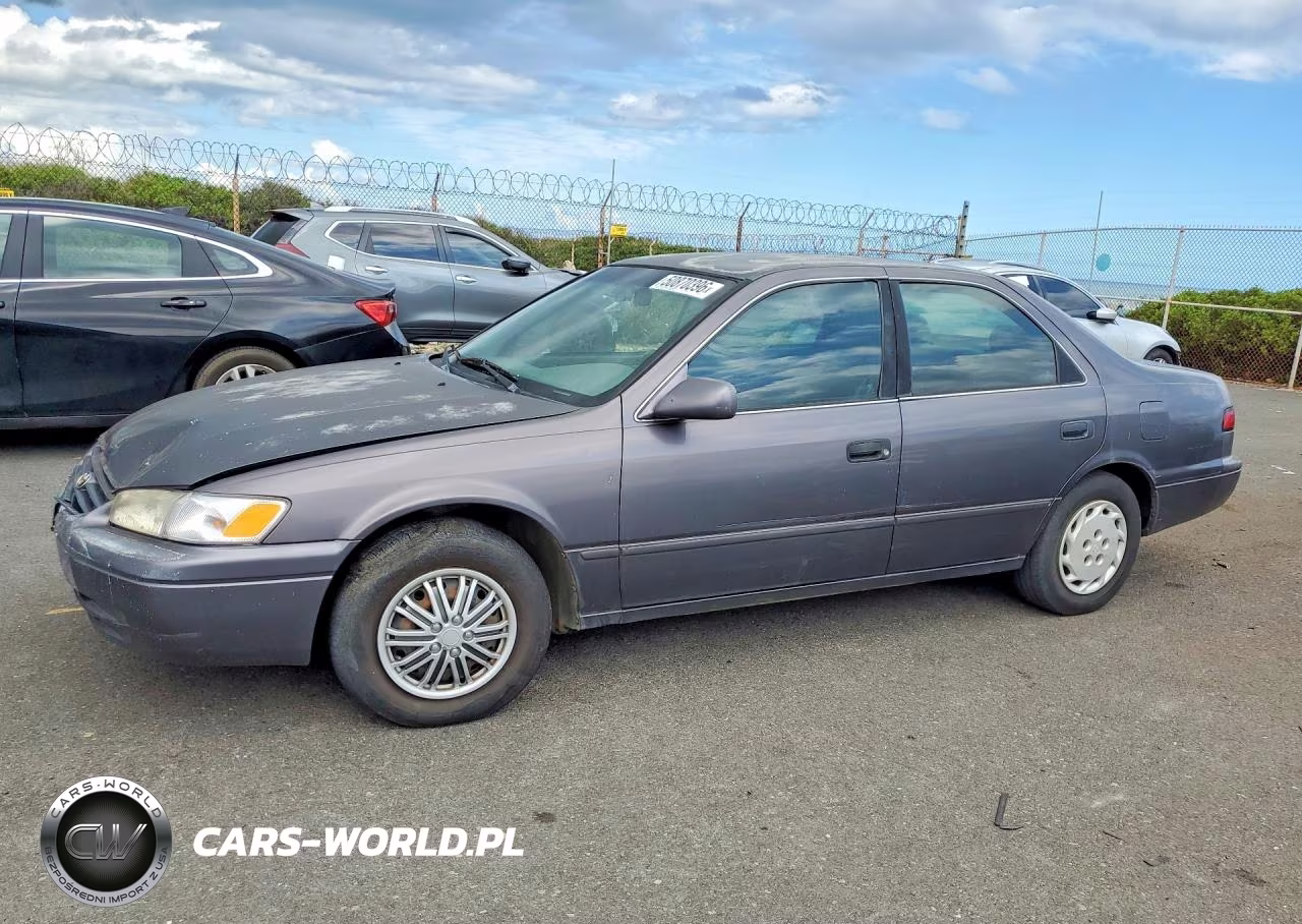 1999 Toyota Camry Le