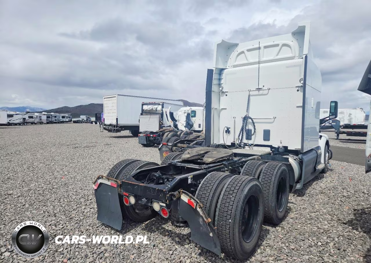 2019 Peterbilt 579 Semi Truck VIN:1XPBDP9X9KD601245 - 4