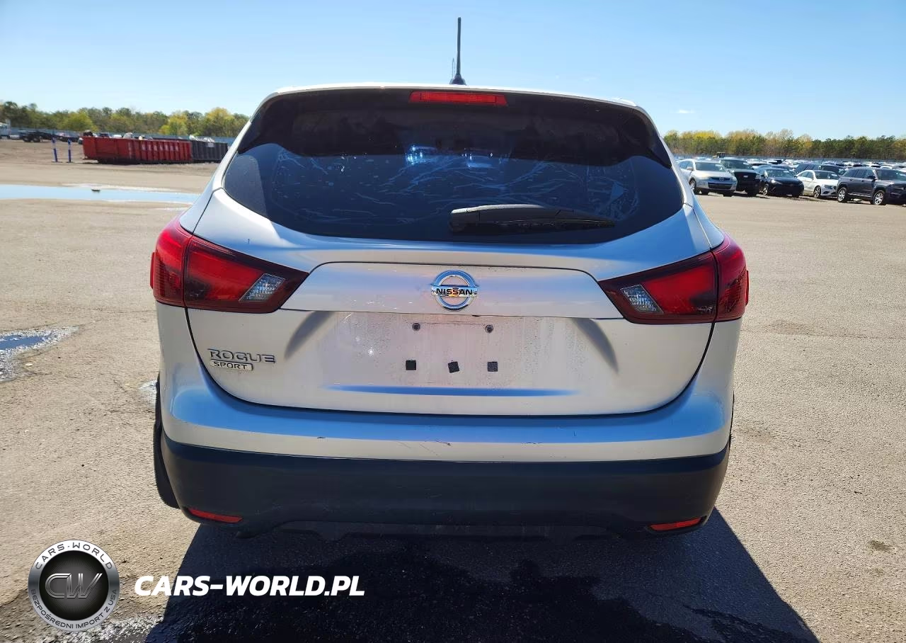 2017 Nissan Rogue Sport S VIN:JN1BJ1CPXHW009076 - 6