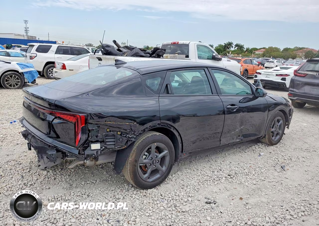 2026 Kia K4 Lxs VIN:3KPFT4DE8TE273746 - 3