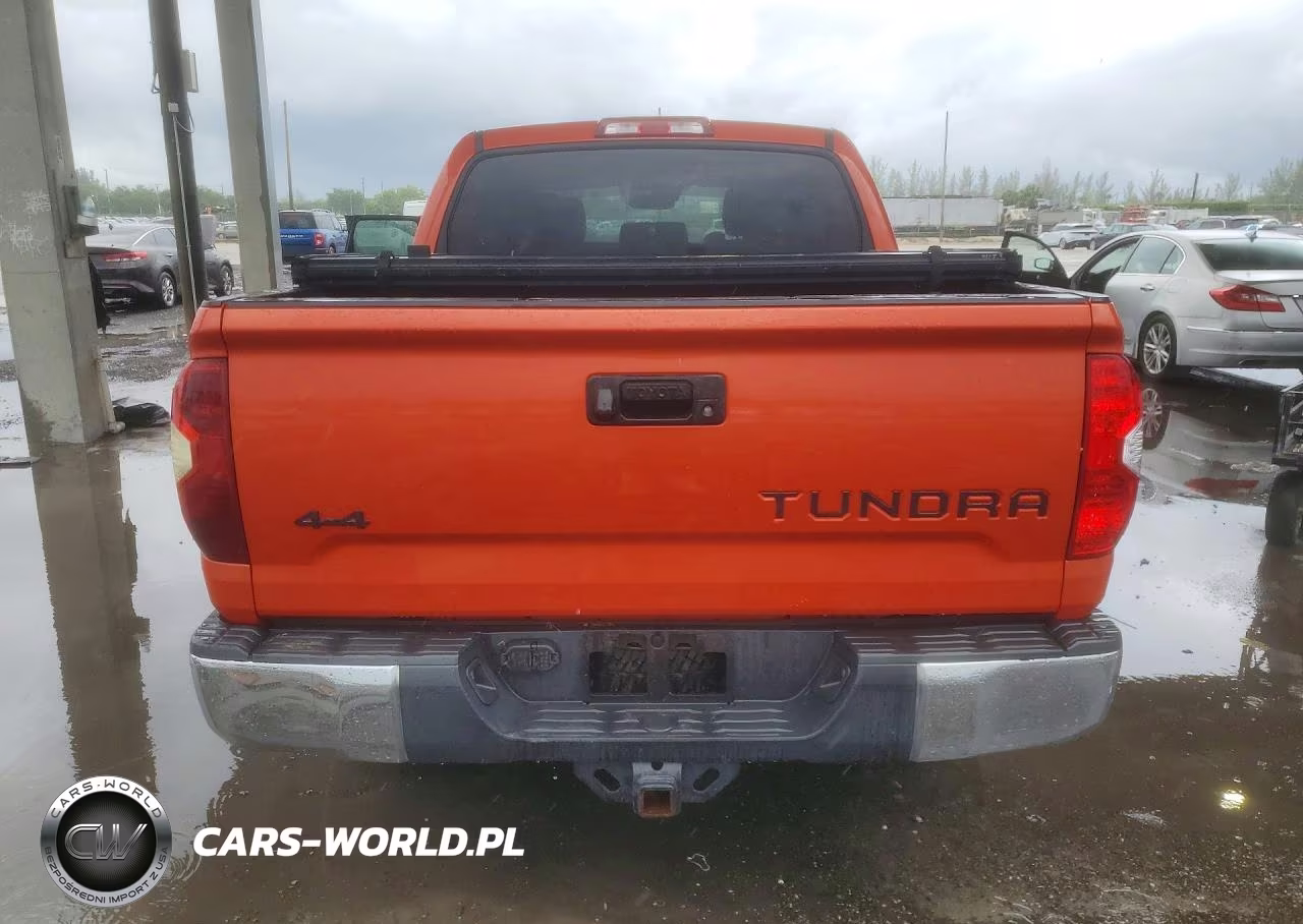 2018 Toyota Tundra Crewmax Limited VIN:5TFHW5F19JX735504 - 6
