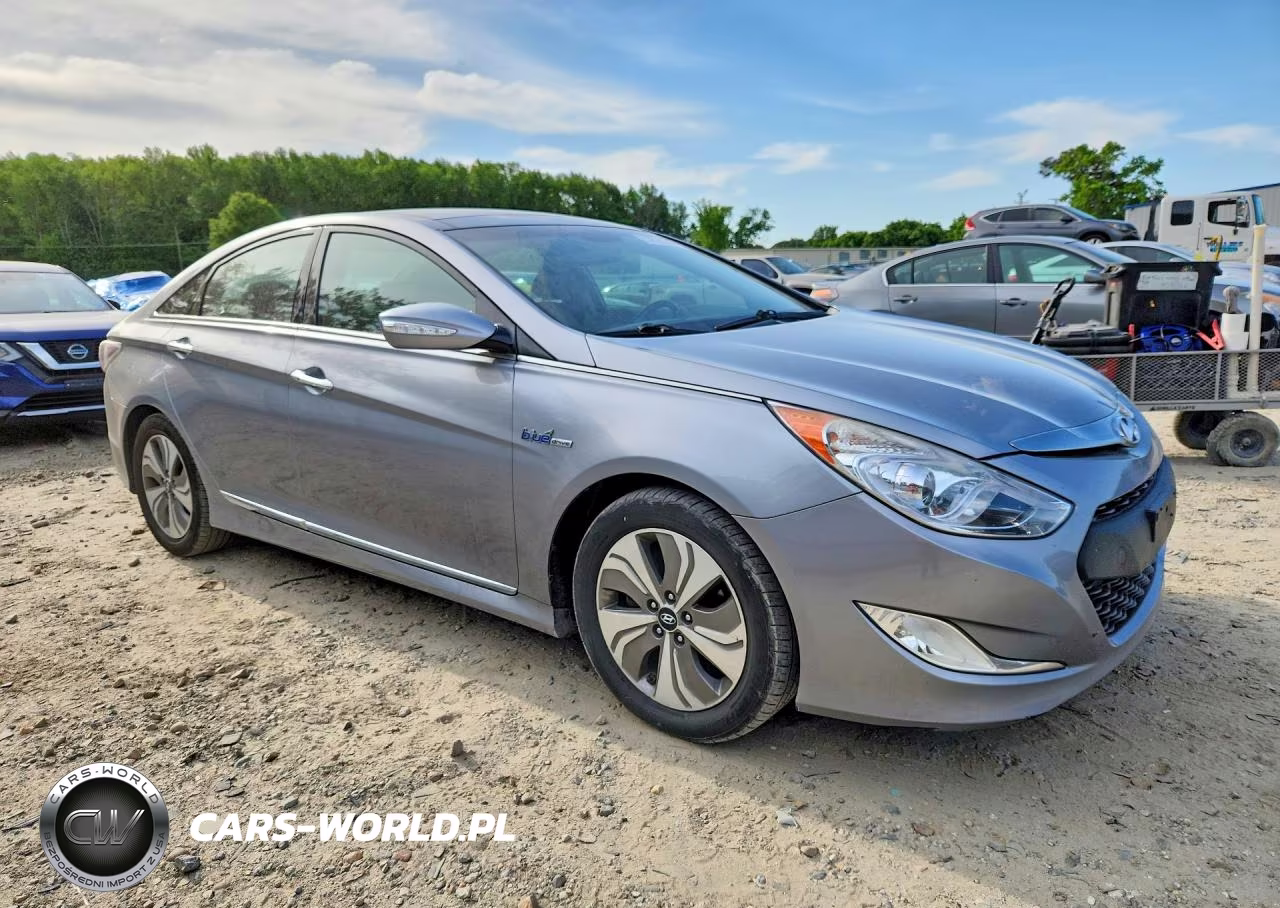 2015 Hyundai Sonata Hybrid Limited VIN:KMHEC4A41FA122791 - 4