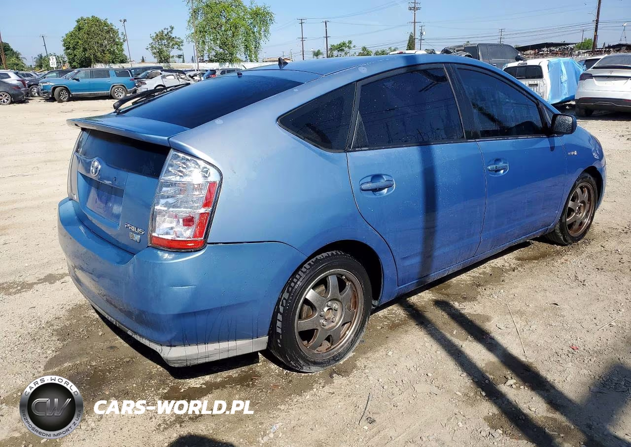 2008 Toyota Prius Touring VIN:JTDKB20U087729944 - 3