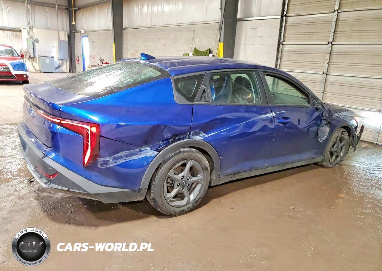 2025 Kia K4 Lxs VIN:3KPFT4DE1SE152734 - 3